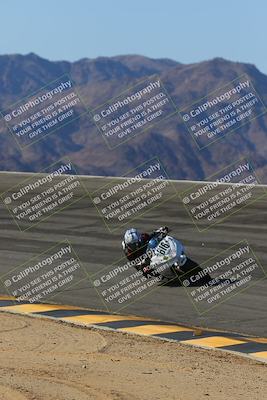 media/Mar-21-2025-CVMA Friday Practice (Fri) [[30cd4fe323]]/3-Racer 2/Session 2 (Bowl)/